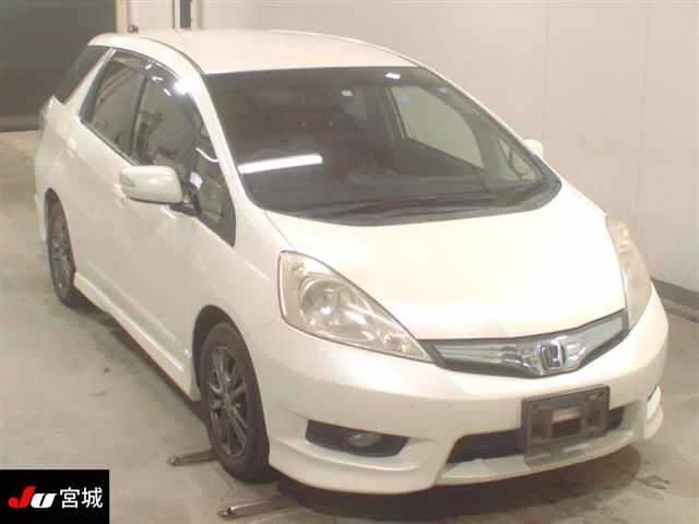 Honda Fit Shuttle GP2 2012